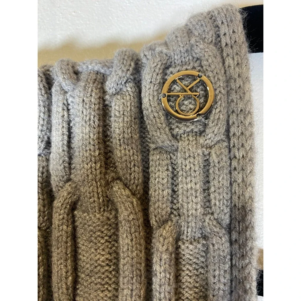 Calvin Klein Gray Cable Knit Infinity Scarf Logo Cozy Winter Soft Neutral‎